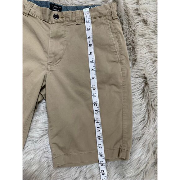J. CREW Khaki Color 10.5" Stretch Shorts Waist 30 - Picture 7 of 7